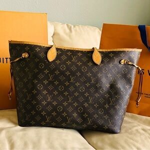 Tote Louis Vuitton never full bag